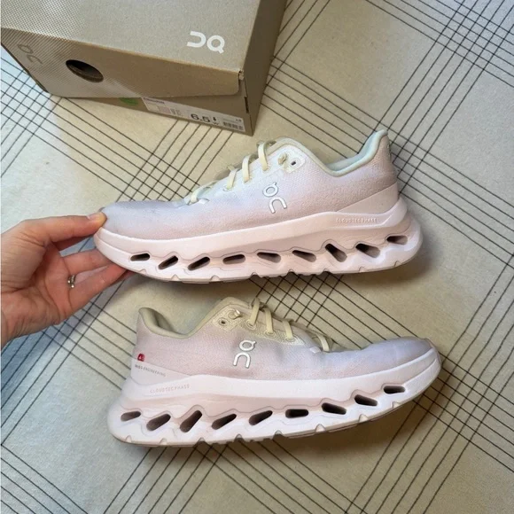 On cloudtilt - Picture 8 of 10